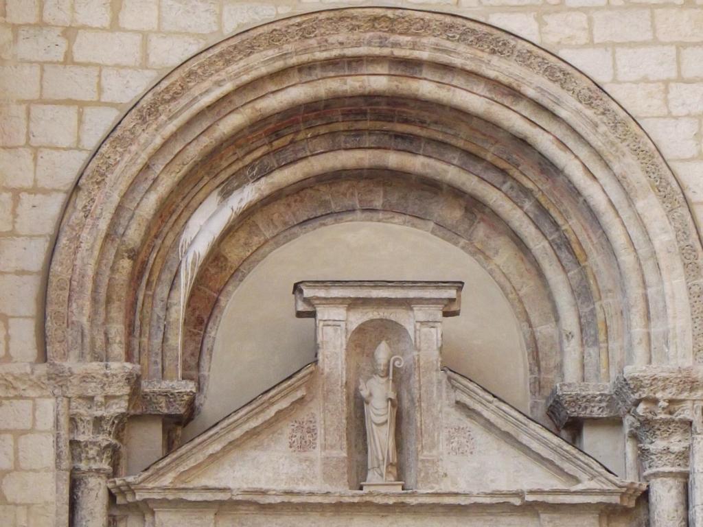 Ferienwohnung Le Logis De La Cathedrale Albi Zimmer foto