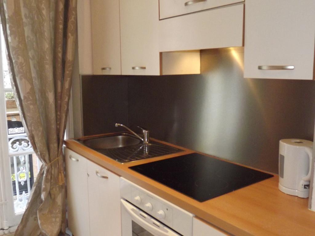 Ferienwohnung Le Logis De La Cathedrale Albi Zimmer foto